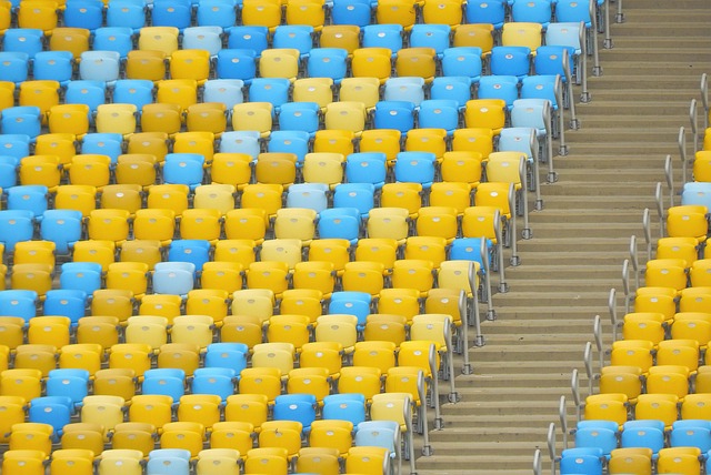 于当前的财 于当前的财